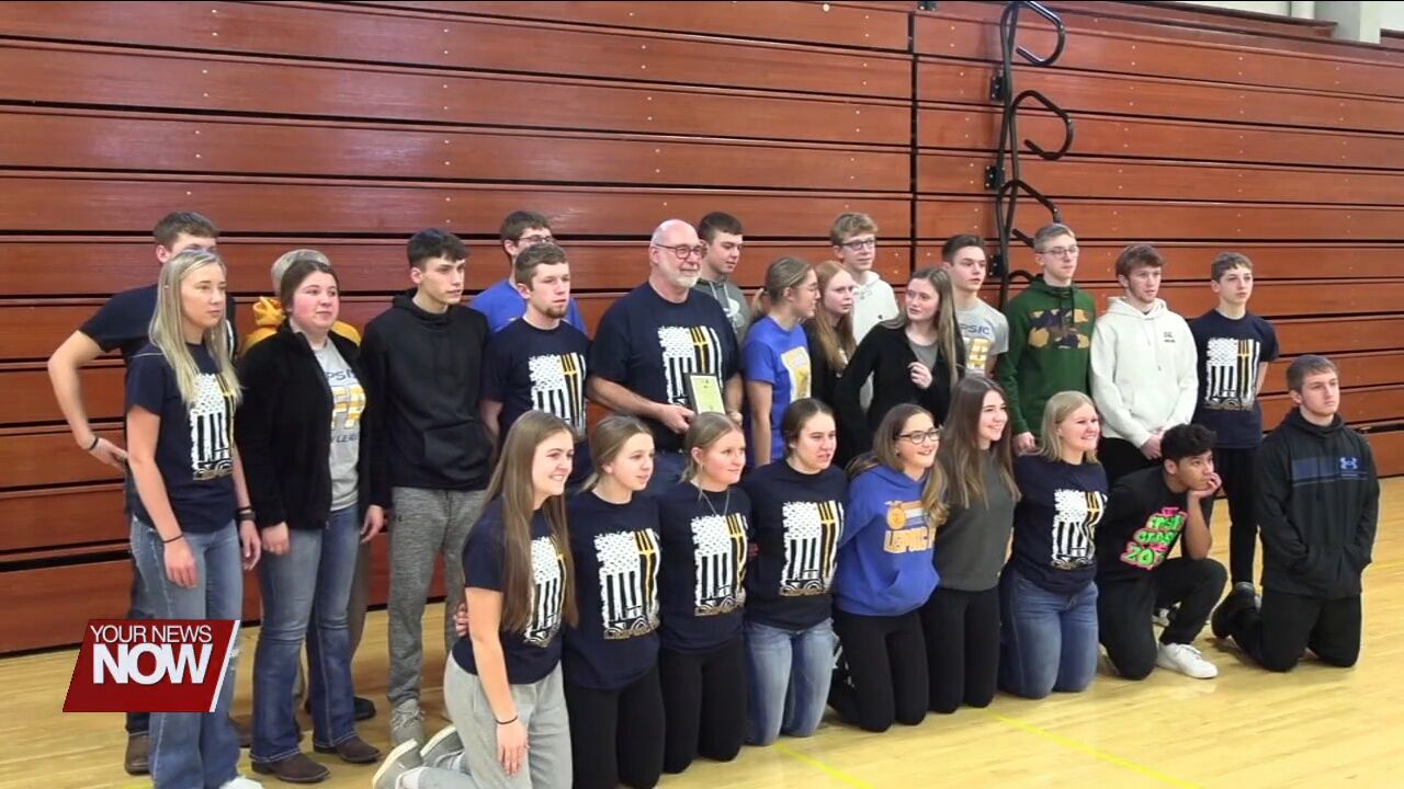 Beloved agriculture teacher at Leipsic High School receives Golden Owl Award